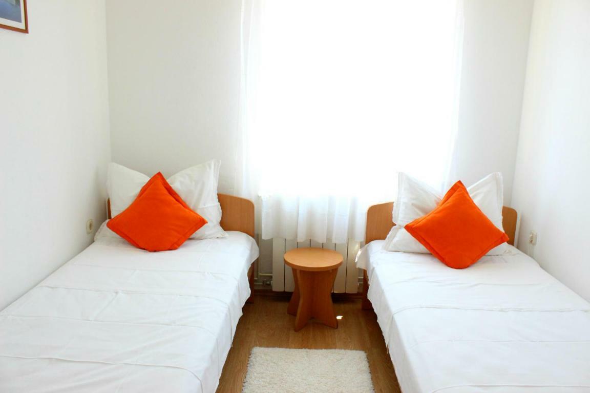 Apartments Marin Bol Extérieur photo
